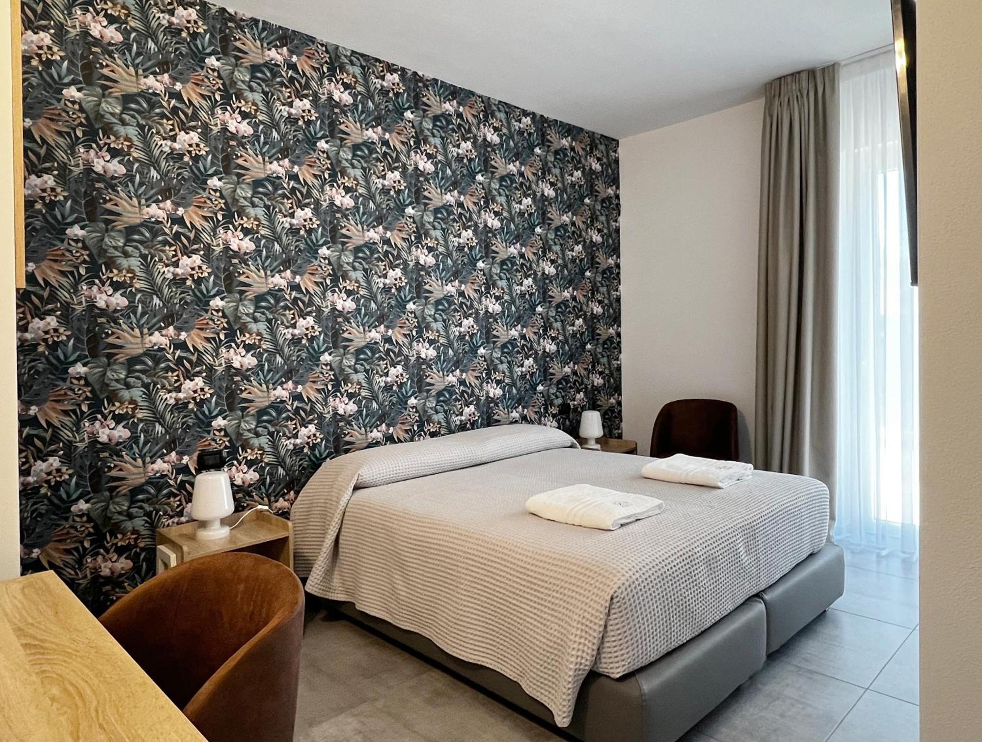 كاستيلانيتا مارينا Pinea B&B المظهر الخارجي الصورة